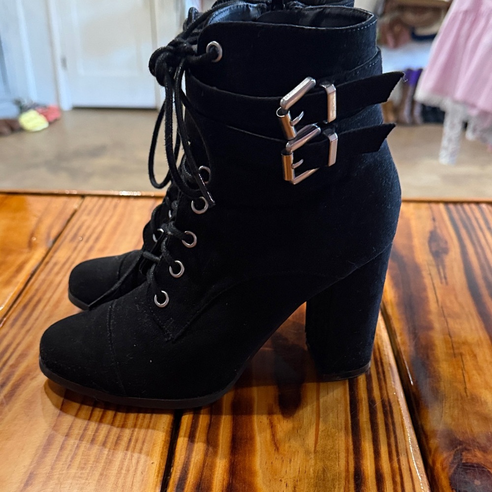 Madden Girl boots